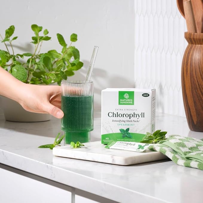 Nature's Sunshine Chlorophyll Stick Packs: Supercharge Your Detox and Boost Gut Health in Convenient, Delicious Stick Packs (Spearmint)