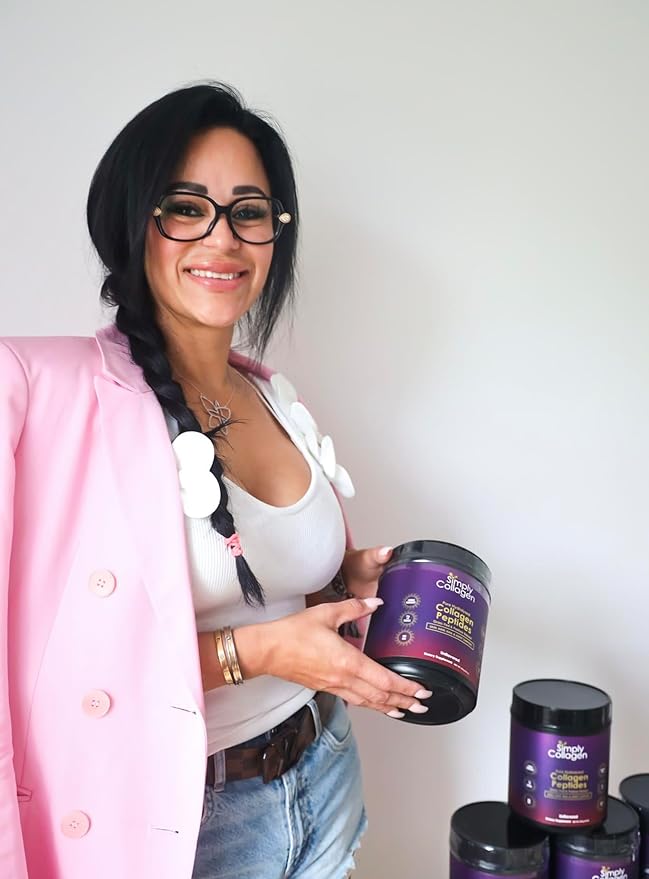 Simply Collagen® Hydrolyzed Collagen Peptides - Enhances & Strengthens Hair, Skin, Nails, Bones & Joints - Grass Fed, Type I & III - 41 Servings Per Container