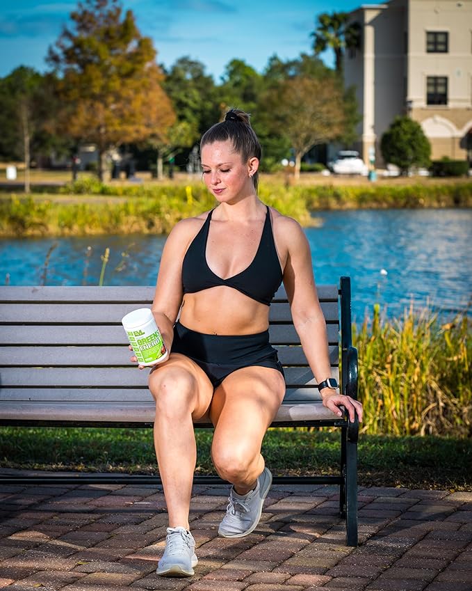 Evlution Greens and Superfoods Energy Drink Powder - EVL Super Greens Powder Smoothie Mix with Caffeine Spirulina Chlorella and Wheat Grass - Vegan - for Energy Focus and Immunity
