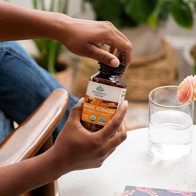 ORGANIC INDIA Turmeric Curcumin with Black Pepper - Organic Turmeric Supplement and Curcumin Supplement, Turmeric Capsules, Joint Support & Immune System Support, Whole Root, Trikatu - 90 Capsules