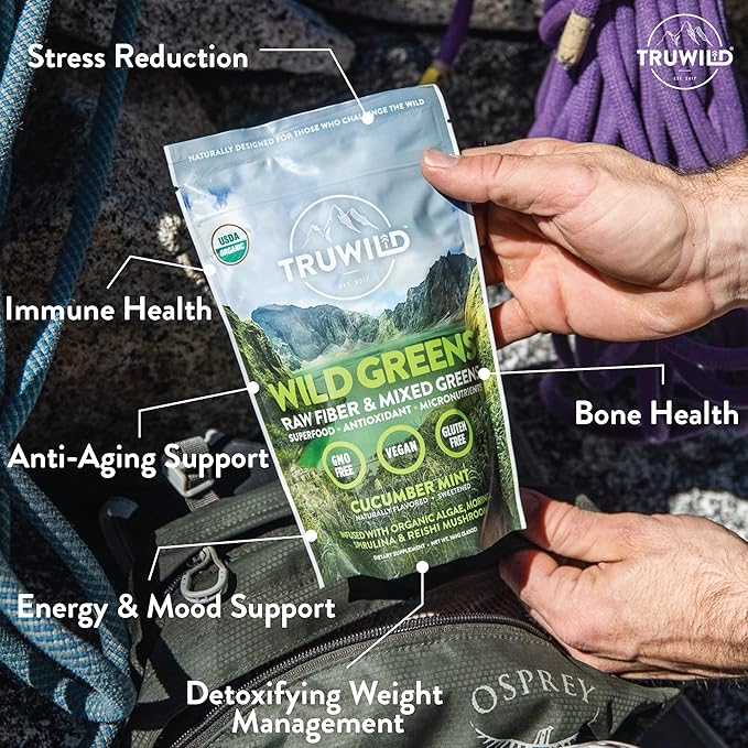 TruWild Greens Superfood Juice Powder, with 22+ Greens & Anti-Oxidants, Delicious Green Juice Powder, Natural Immune, Stress, Digestion Support, 30 Servings Per Tub (Cucumber Mint)