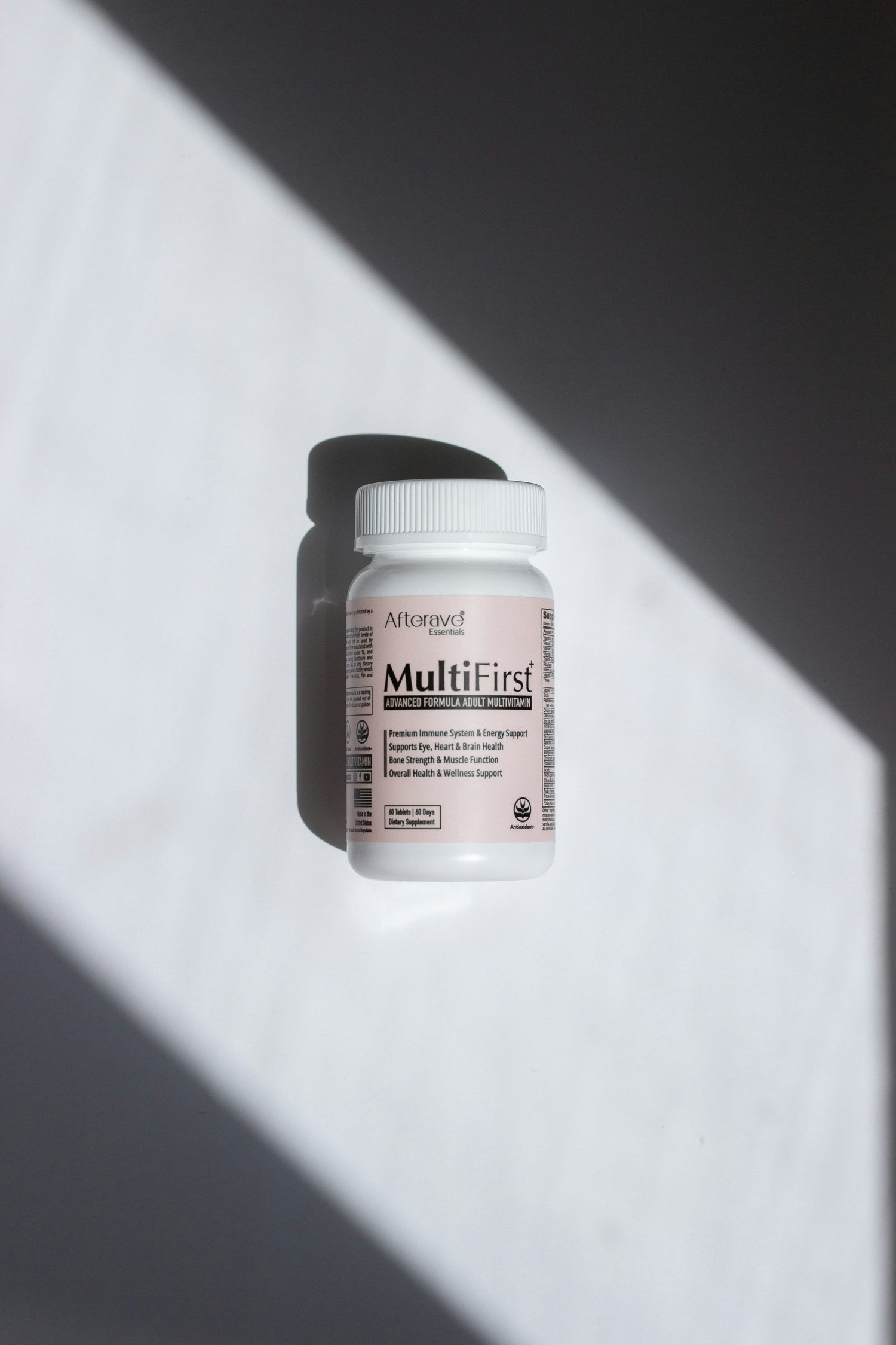 LifeSwitch multivitamin and mineral supplements for energy, immune support, and daily nutritional balance