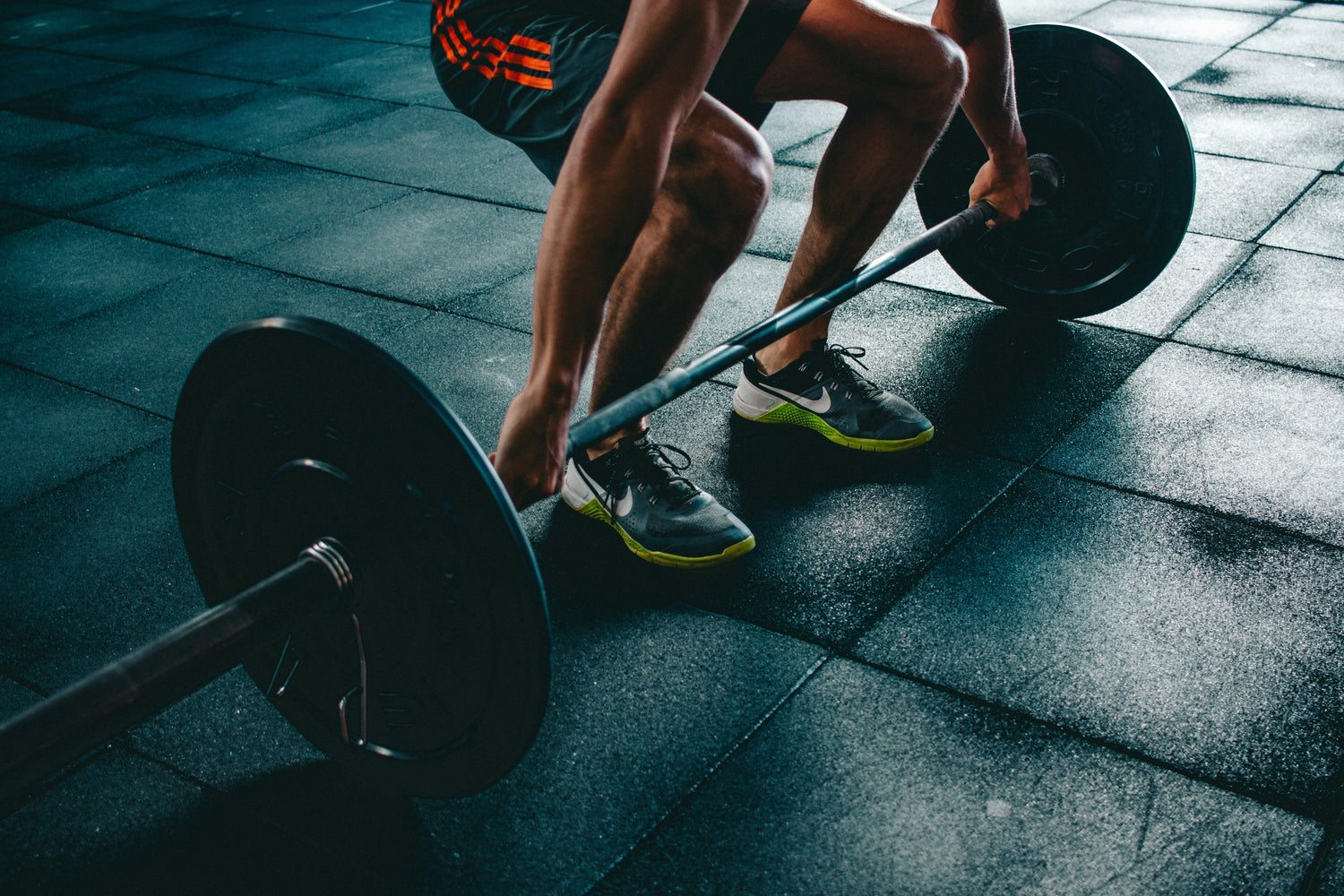 LifeSwitch sports supplements with creatine, BCAAs, and electrolytes for performance, recovery, and endurance