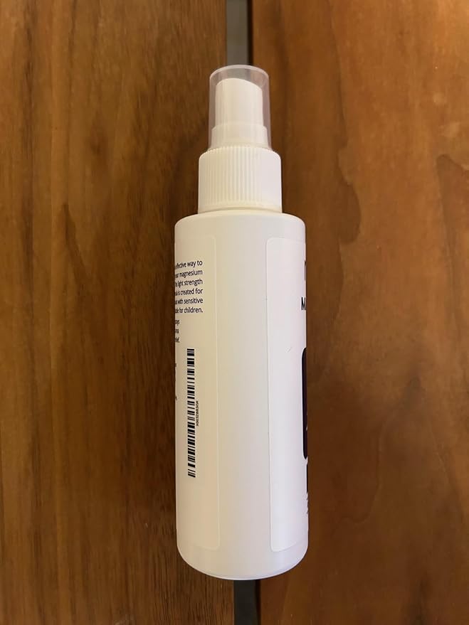 Magnesium Oil Spray Light Strength - Unscented - for Sensitive Skin and Children - Huile de Magnésium - Product of Canada 100 ml…