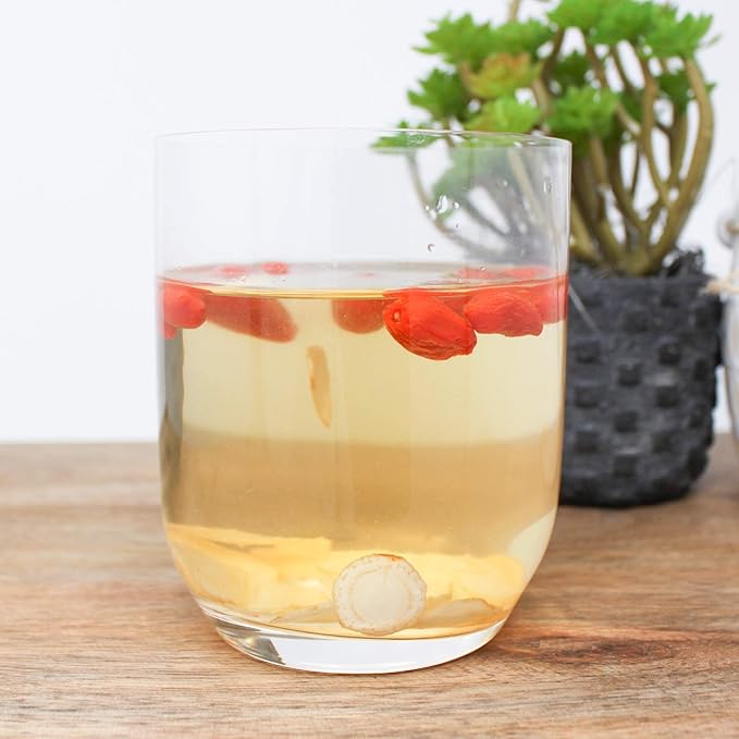 American Ginseng Slices from Wisconsin (Sliced Ginseng Root）Wisconsin Grown!Most People Use It to Make Ginseng Tea! Good for Health! (American Ginseng Slices (Large Round), 1 Box of 4 Ounces)